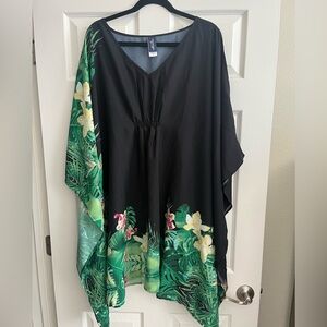 ✨Beautiful Swimsuits for all swim cover up / kimono blouse 26/28✨